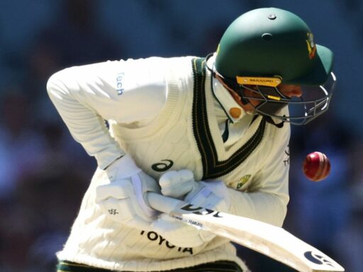 Usman Khawaja sent for scans clears first concussion test after